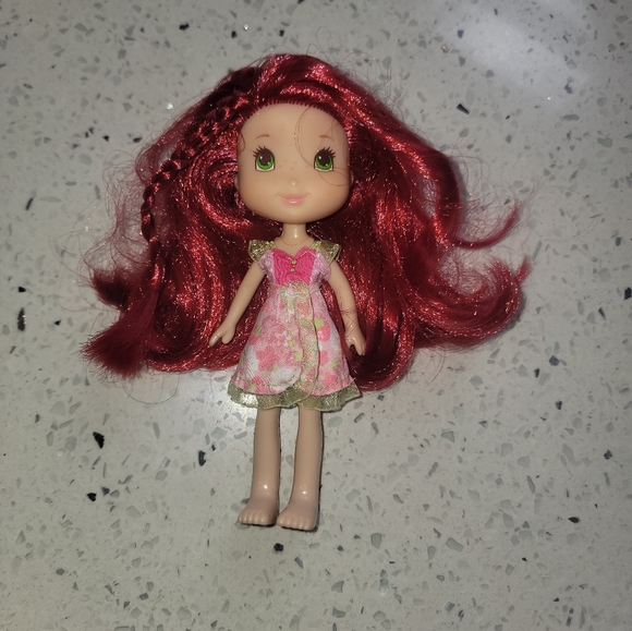 2008 Strawberry Shortcake Dolls 6" (3) - Picture 2 of 12